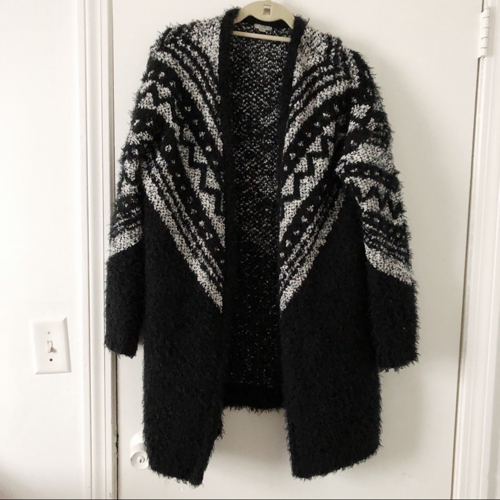 Ecote Black and White Patterned Cardigan